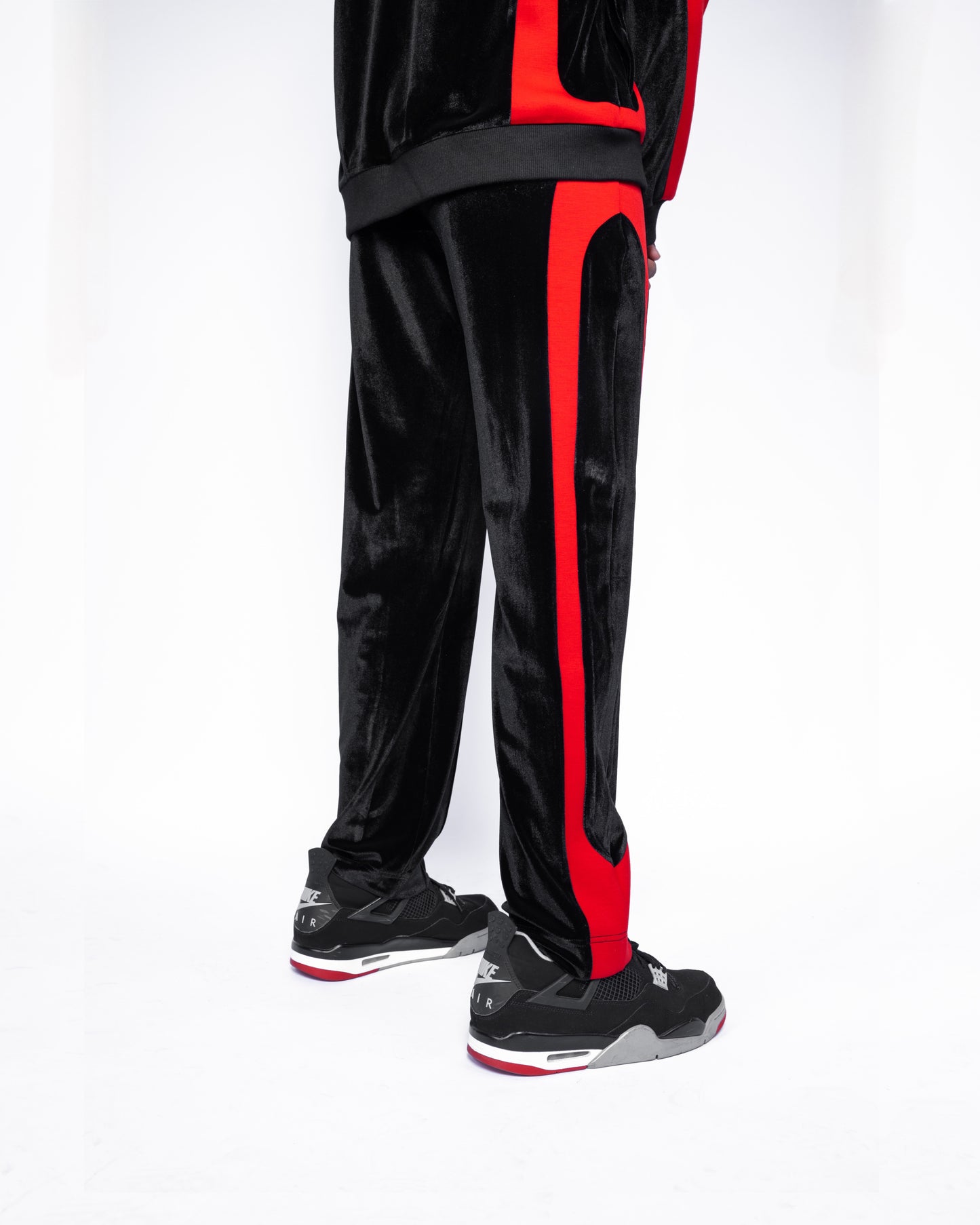 Halo Tracksuit Velour (Bred) - ANGEL ARCADE